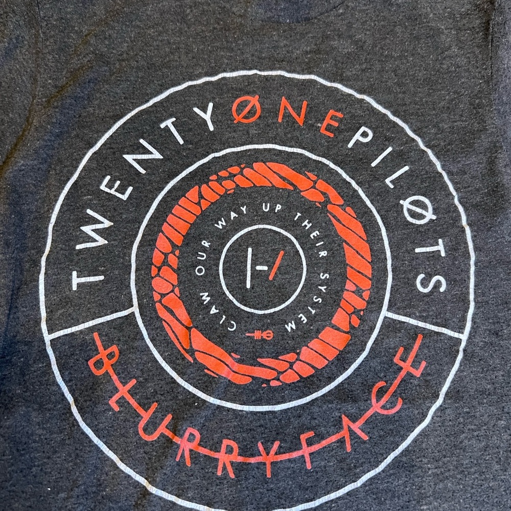 Twenty One Pilots Blurry Face Tee Shirt Size XS